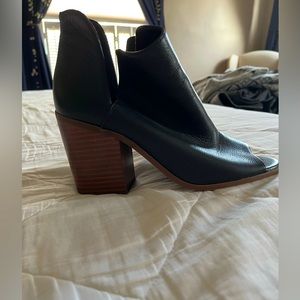 Sole Society peak toe bootie